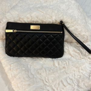 Michael Kors pouch/wristlet